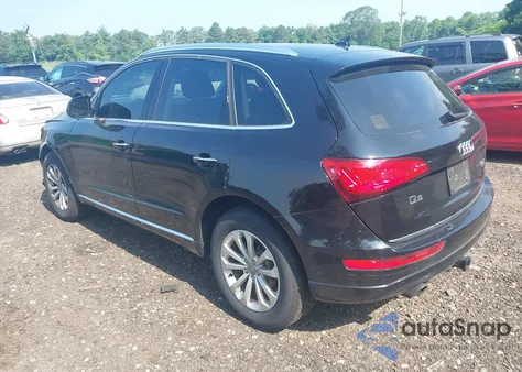 2016 Audi Q5 Premium z USA, uszkodzony, nr VIN WA1C2AFP5GA051381